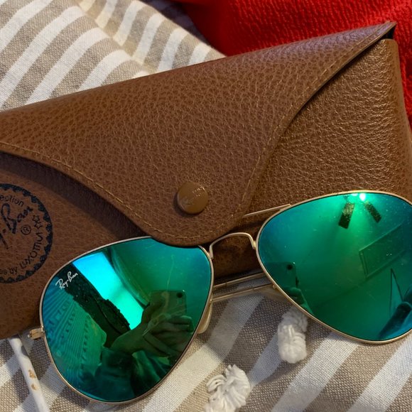 Ray Ban Aviators main image 2